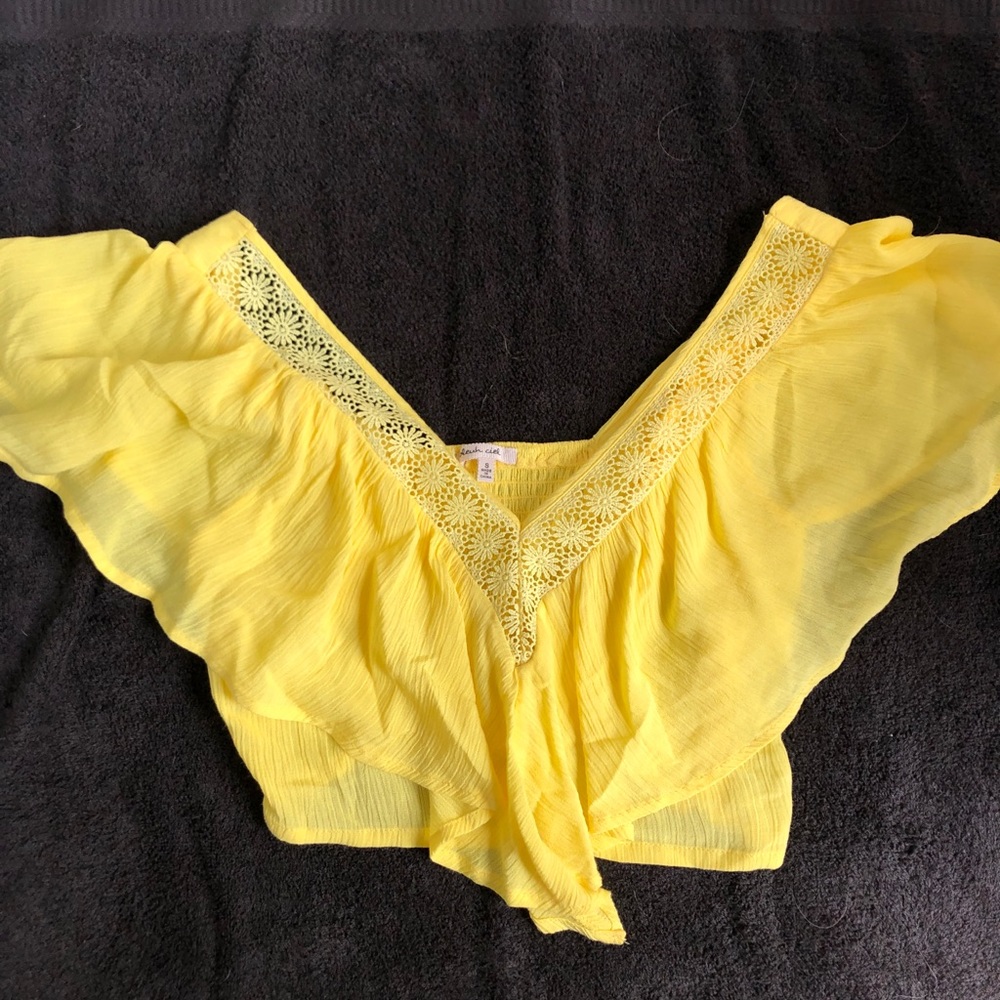 Crop Yellow Shirt